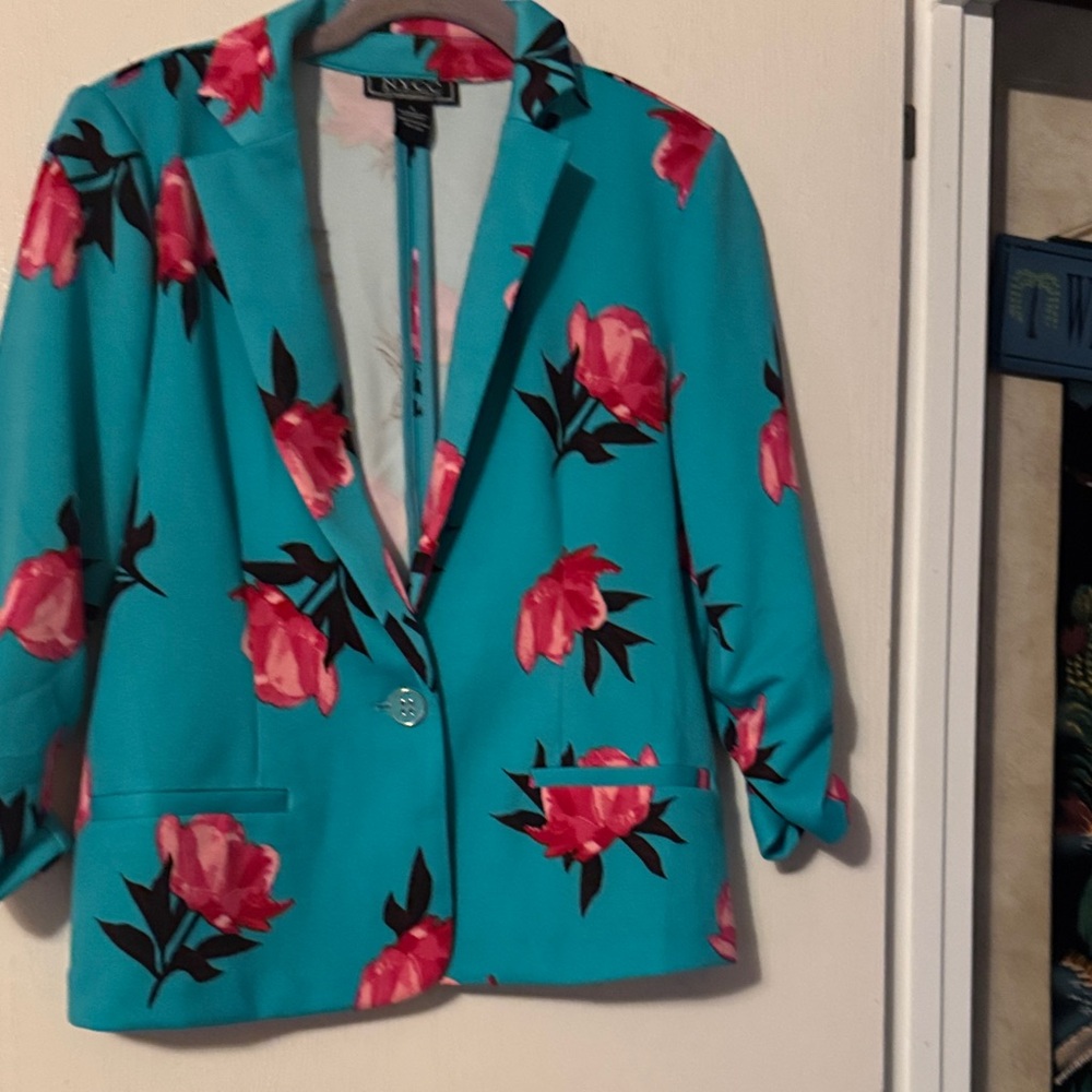 Elegant Teal Blazer with Pink Floral Pattern
